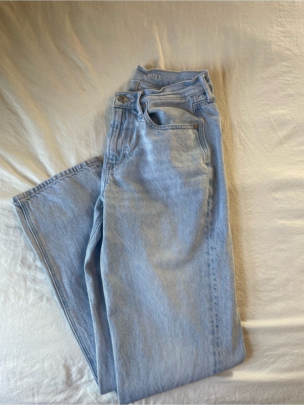 American Eagle Outfitters Light Blue High-Rise Straight Jeans